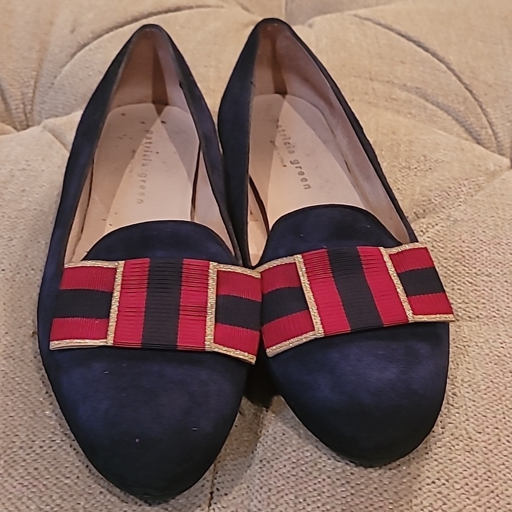 Women's shoes